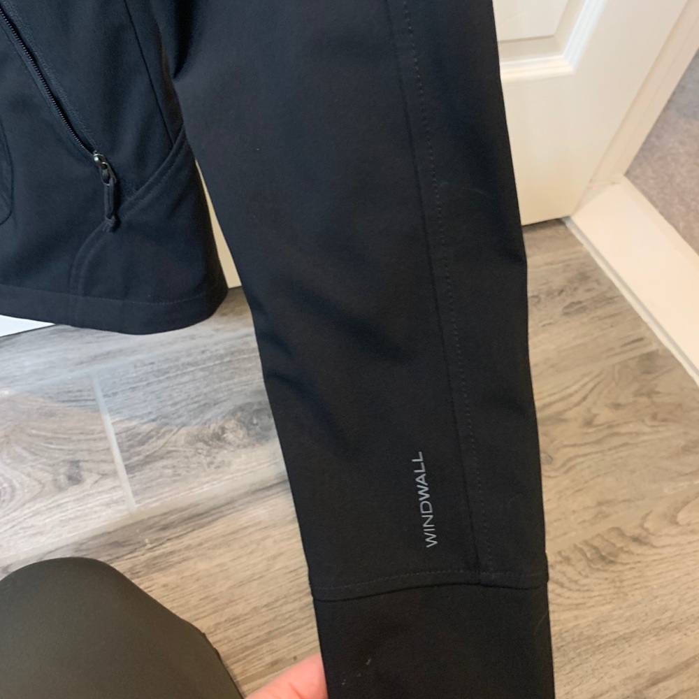 North Face Shell Jacket - Picture 5 of 6